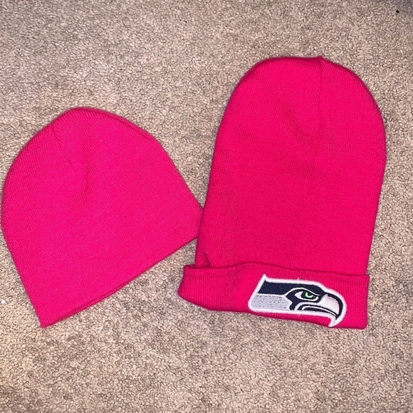 multiple Accessories - Women’s Beanies